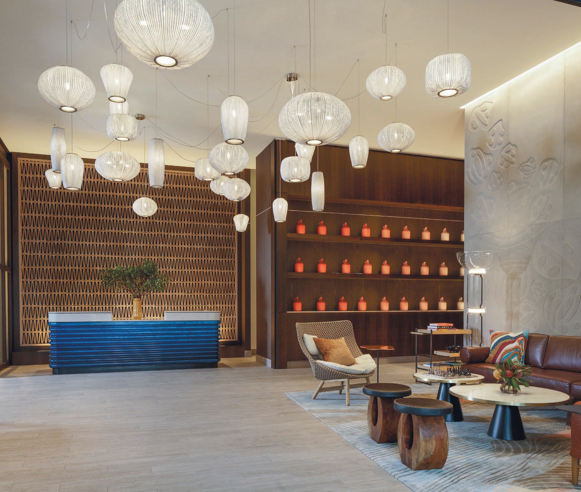 Hyatt Centric Buckhead Atlanta’s lobby features chic earthy tones and textures that nod to the history of Georgia’s pottery industry. PHOTO COURTESY OF REEVES YOUNG