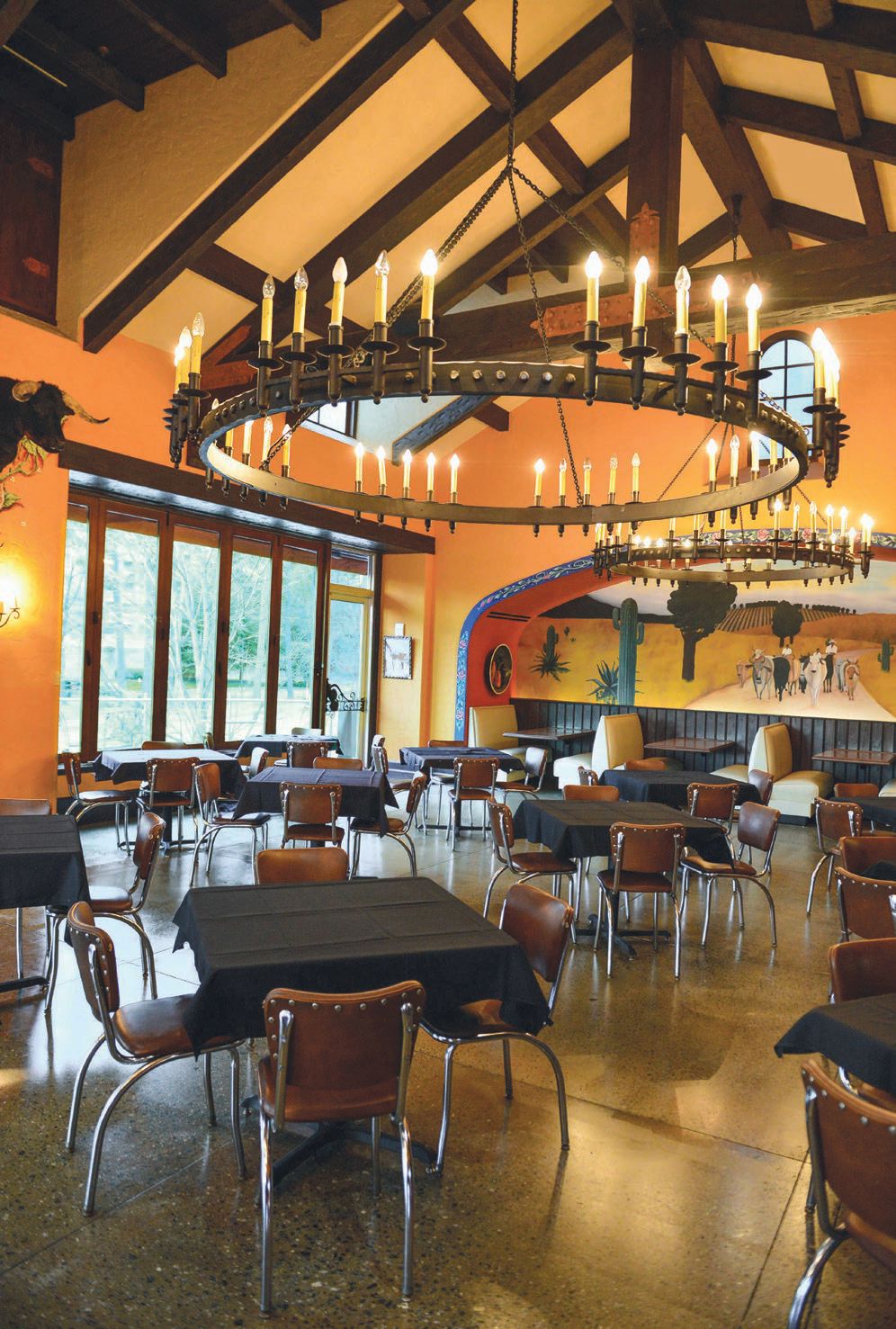 El Azteca Perimeter’s interiors are like stepping into Mexico PHOTO BY KIM EVANS